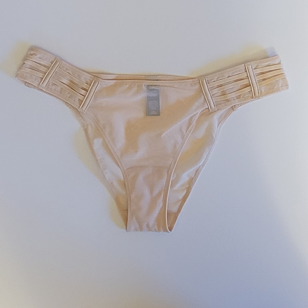 Victoria's Secret Luxe Lingerie Mesh Cheekini Tanga Strappy Panty Size L